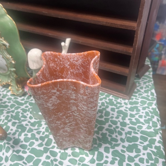 Hand Painted Ceramic vase - Picture 3 of 3